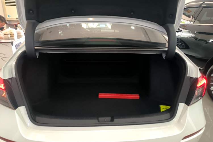 Used Honda Civic 2023 240TURBO CVT Dynamic · Center Stage Special Edition Trunk