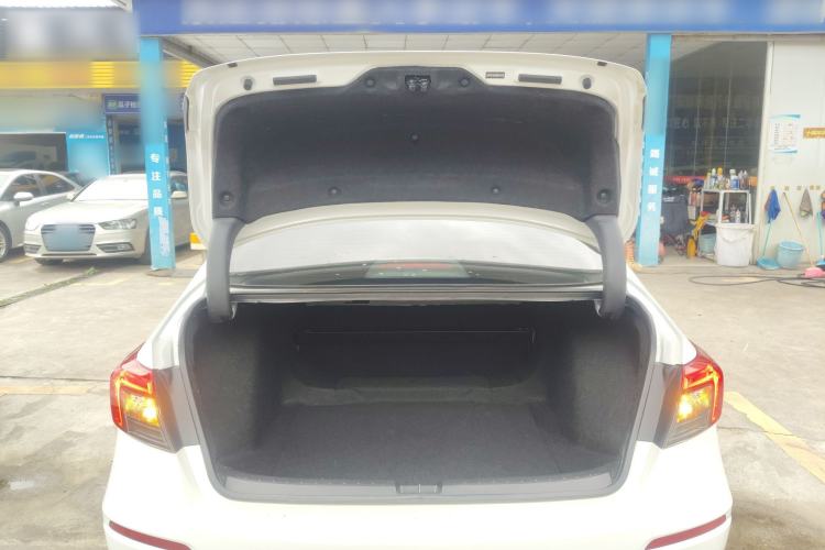 Used Honda Civic 2023 240TURBO CVT Dynamic Edition Trunk