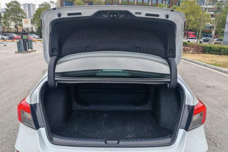Used Honda Civic 2023 2.0L eHEV Sharp Edition Trunk