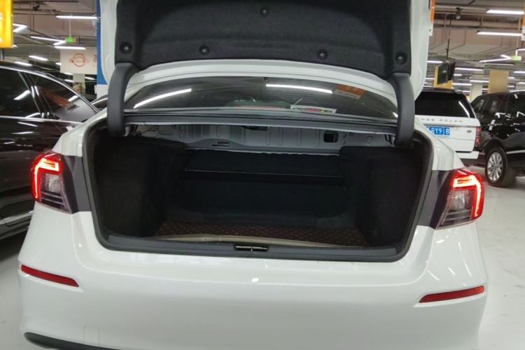 Used Honda Civic 2023 240TURBO CVT Dynamic Edition Trunk