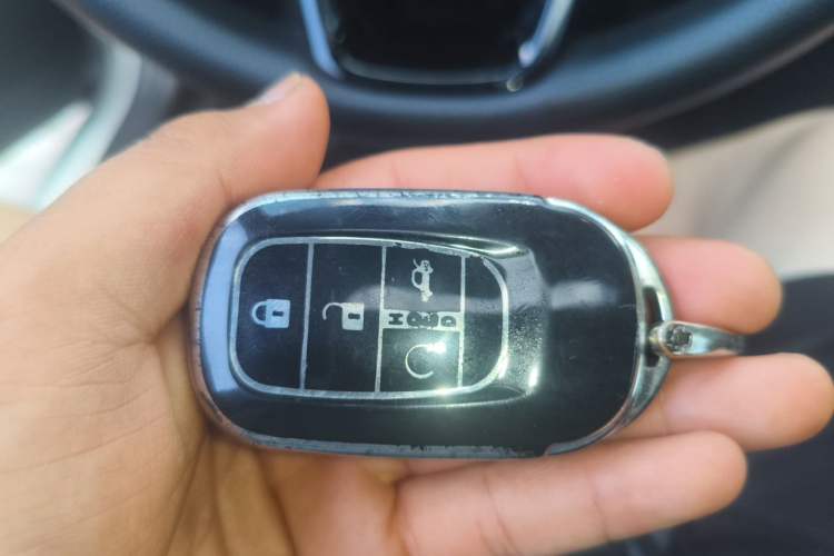 Used Honda Civic 2023 240TURBO CVT Dynamic · Center Stage Special Edition Vehicle Key
