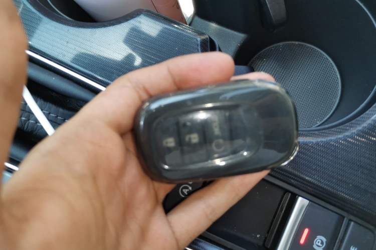 Used Honda Civic 2023 HATCHBACK 240TURBO CVT Extreme Edition Vehicle Key