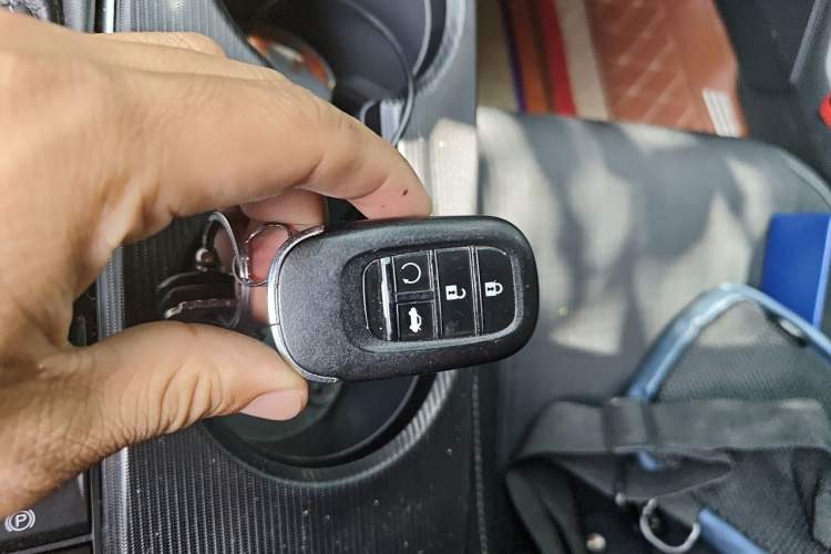 Used Honda Civic 2023 240TURBO CVT Dynamic · Center Stage Special Edition Vehicle Key