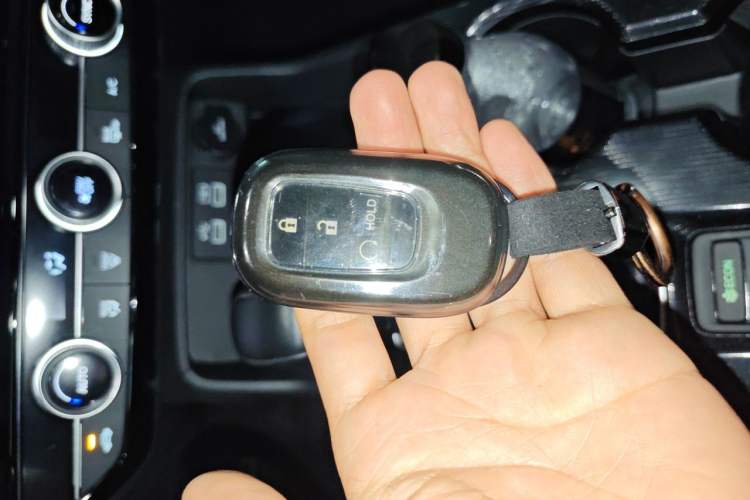 Used Honda Civic 2023 HATCHBACK 240TURBO CVT Extreme Edition Vehicle Key