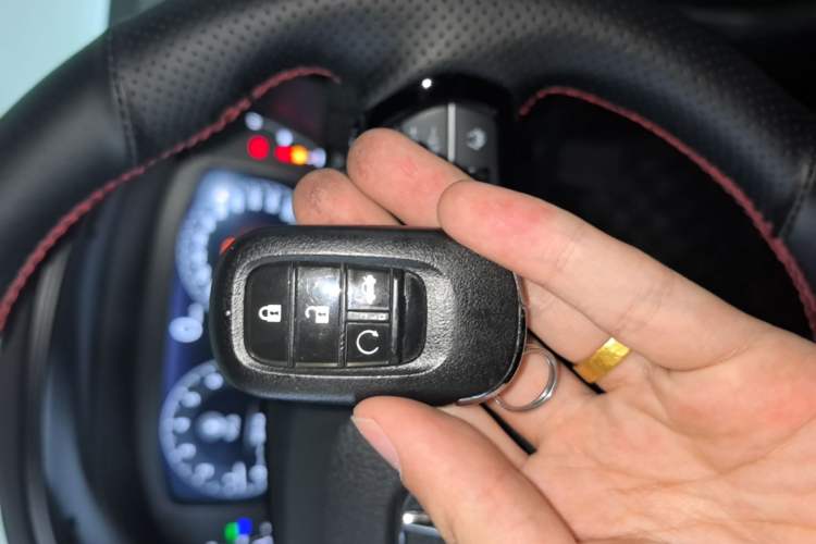 Used Honda Civic 2023 240TURBO CVT Dynamic Edition Vehicle Key