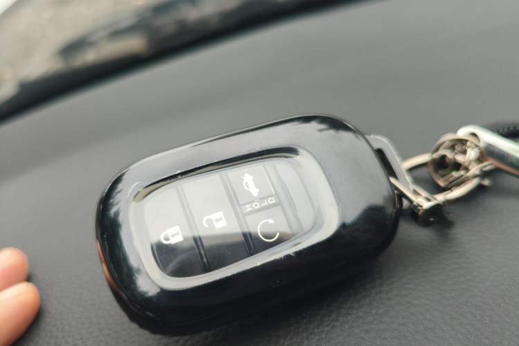 Used Honda Civic 2023 240TURBO CVT Dynamic Control · C-Position Guest Special Edition Vehicle Key