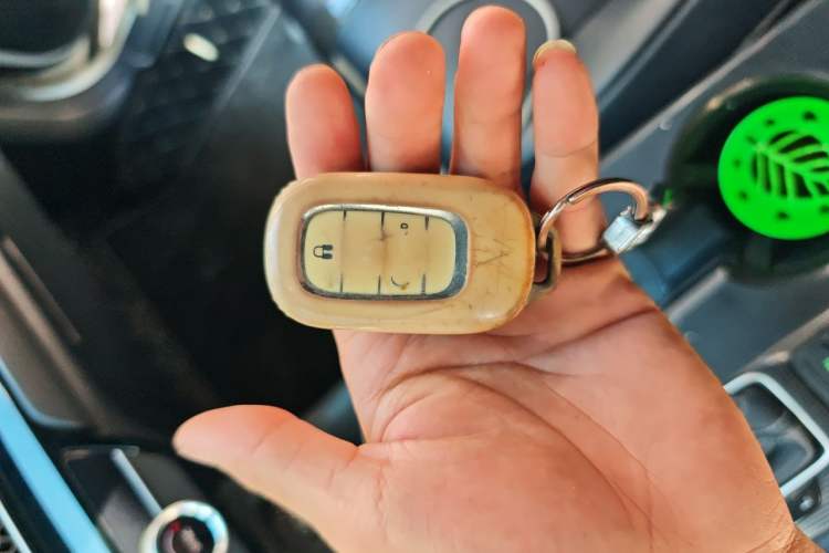 Used Honda Civic 2023 HATCHBACK 240TURBO CVT Extreme Edition Vehicle Key