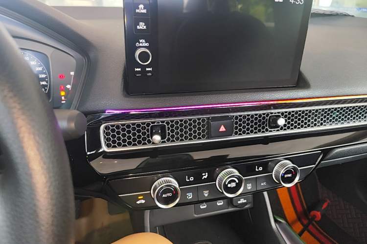 Used Honda Civic 2025 240TURBO CVT Smart & Fun Plus Audio And AC Panel