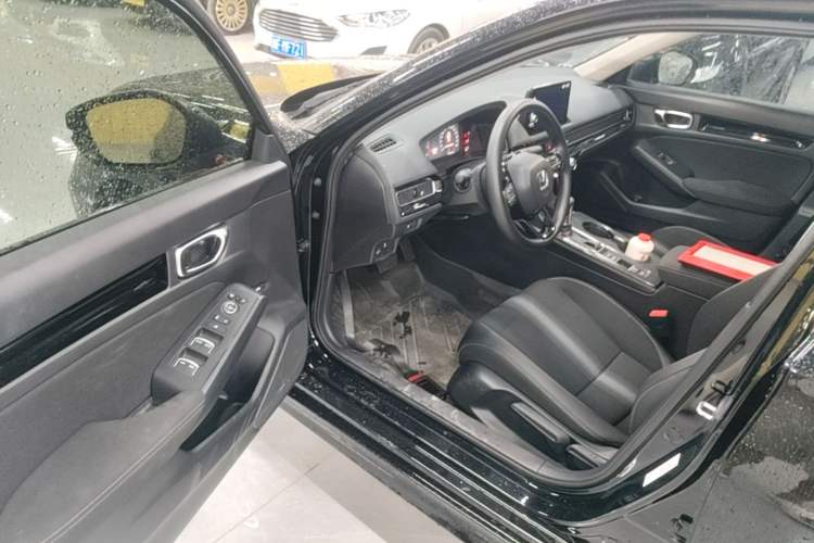 Used Honda Civic 2025 240TURBO CVT Smart & Fun Plus Driver Seat