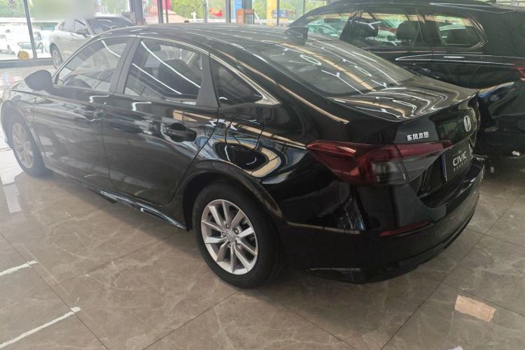 Used Honda Civic 2025 180TURBO CVT Smart & Fun Exterior 3