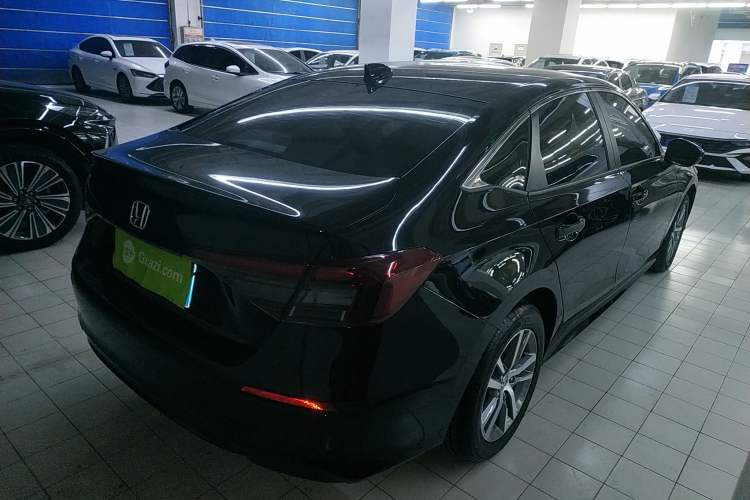 Used Honda Civic 2025 240TURBO CVT Smart & Fun Plus Exterior 5