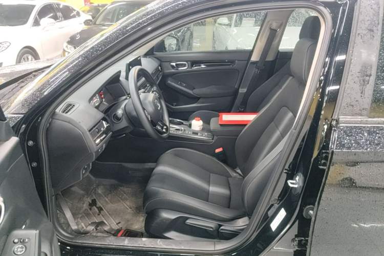 Used Honda Civic 2025 240TURBO CVT Smart & Fun Plus Left Front Seat