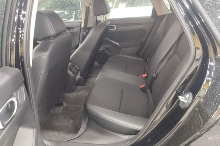 Used Honda Civic 2025 240TURBO CVT Smart & Fun Plus Left Rear Seat