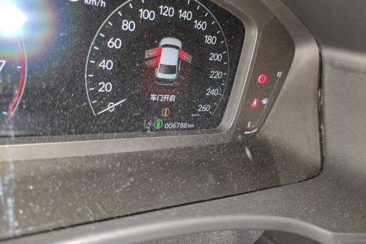 Used Honda Civic 2025 240TURBO CVT Smart & Fun Plus Odometer Close Up