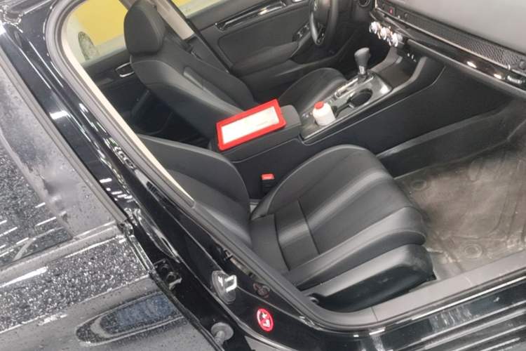 Used Honda Civic 2025 240TURBO CVT Smart & Fun Plus Right Front Seat