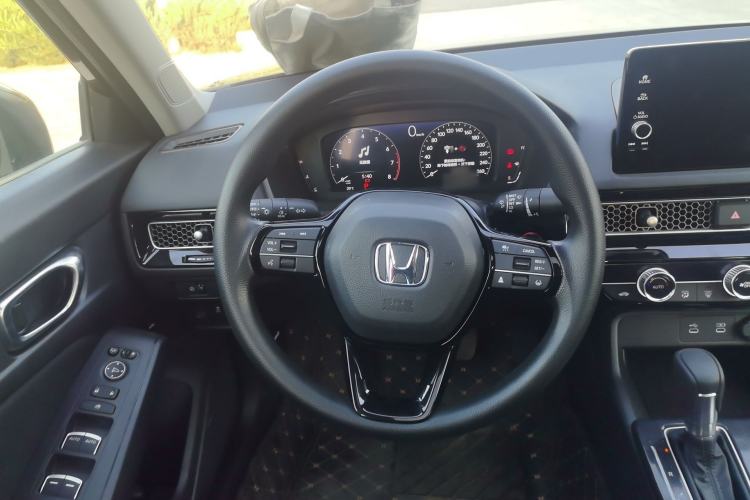 Used Honda Civic 2025 240TURBO CVT Smart & Fun Plus Steering Wheel