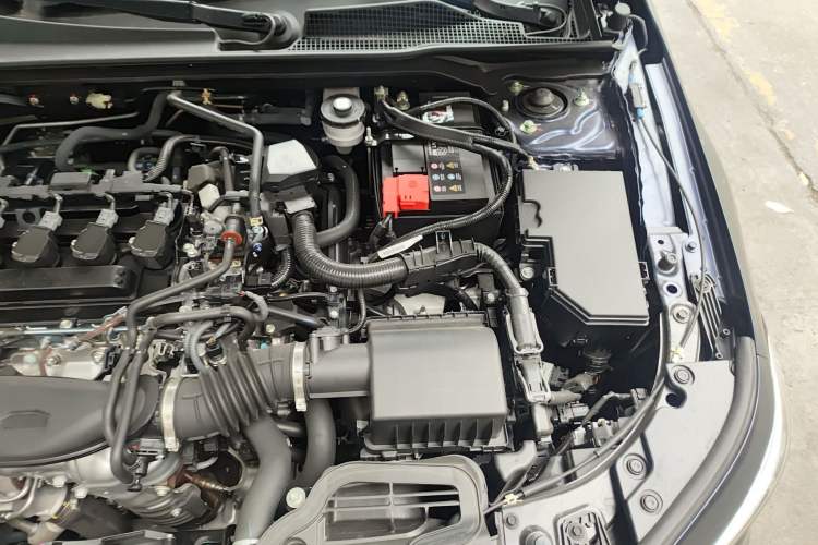 Used Honda Civic 2025 240TURBO CVT Smart & Fun Plus Engine Bay Left