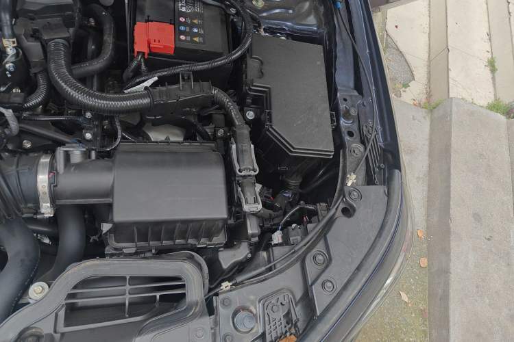 Used Honda Civic 2025 240TURBO CVT Smart & Fun Plus Engine Bay Left