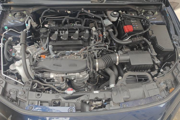 Used Honda Civic 2025 240TURBO CVT Smart & Fun Plus Engine Bay