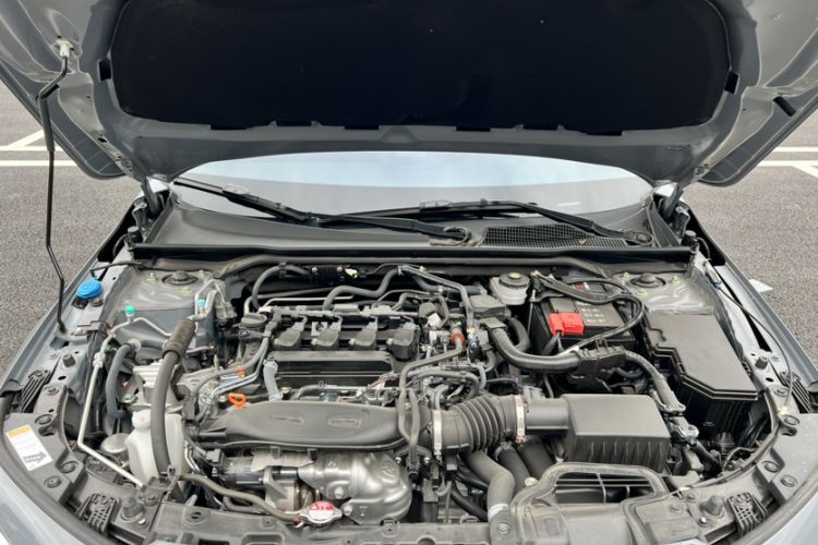Used Honda Civic 2025 240TURBO CVT Smart & Fun Plus Engine Bay