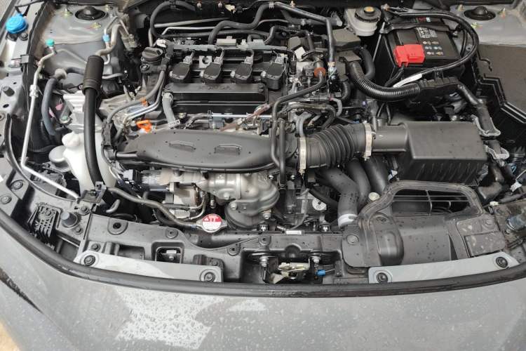 Used Honda Civic 2025 240TURBO CVT SmartFun Pro Engine Bay