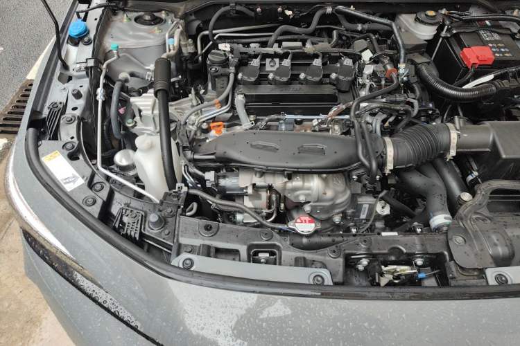 Used Honda Civic 2025 240TURBO CVT SmartFun Pro Engine Bay Right