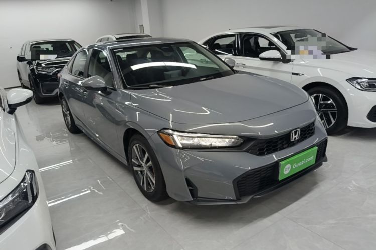 Used Honda Civic 2025 240TURBO CVT Smart & Fun Plus Front Right 45 Deg