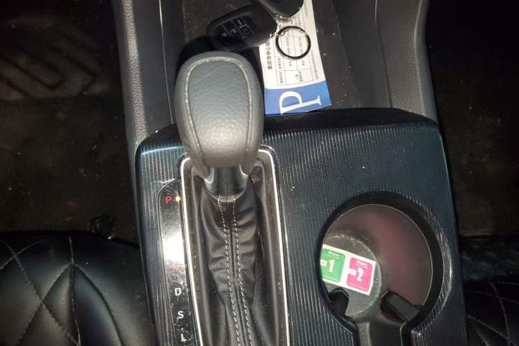 Used Honda Civic 2025 240TURBO CVT Smart & Fun Plus Gear Lever