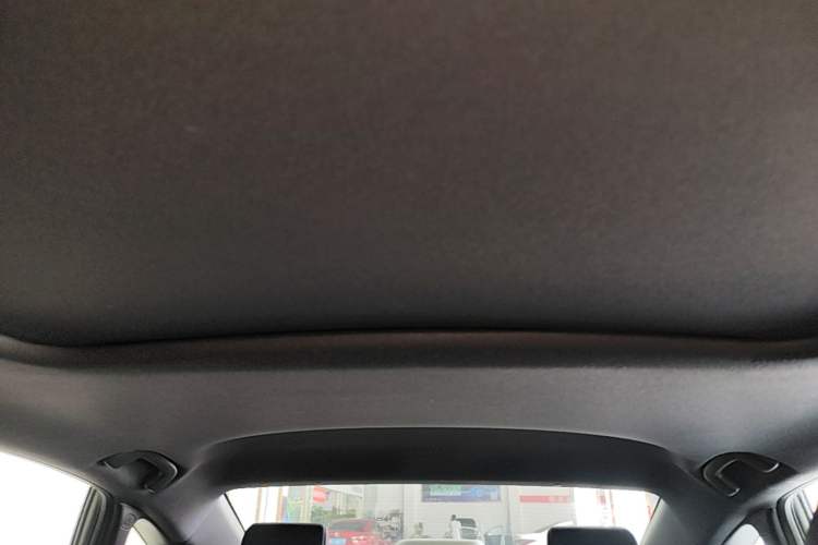 Used Honda Civic 2025 240TURBO CVT SmartFun Pro Headliner