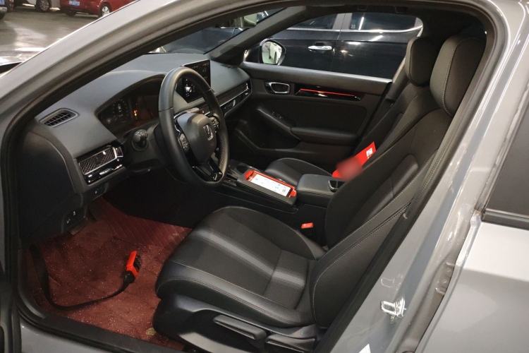 Used Honda Civic 2025 240TURBO CVT SmartFun Pro Left Front Seat