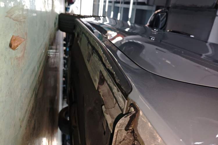Used Honda Civic 2025 240TURBO CVT SmartFun Pro Left Side Sill