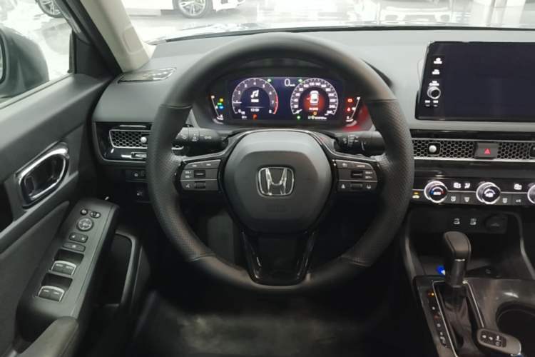 Used Honda Civic 2025 240TURBO CVT Smart & Fun Plus Steering Wheel