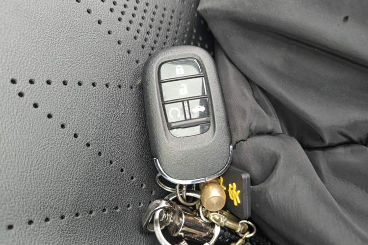 Used Honda Civic 2025 240TURBO CVT SmartFun Pro Vehicle Key