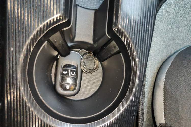 Used Honda Civic 2025 240TURBO CVT SmartFun Pro Vehicle Key