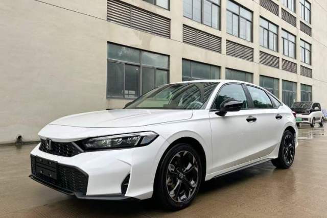 Used Honda Civic 2025 240TURBO CVT SmartFun Pro