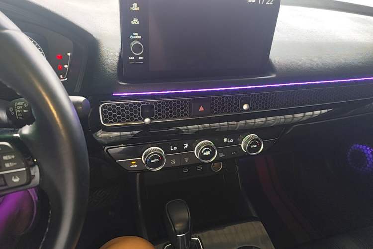 Used Honda Civic 2025 240TURBO CVT SmartFun Pro Audio And AC Panel