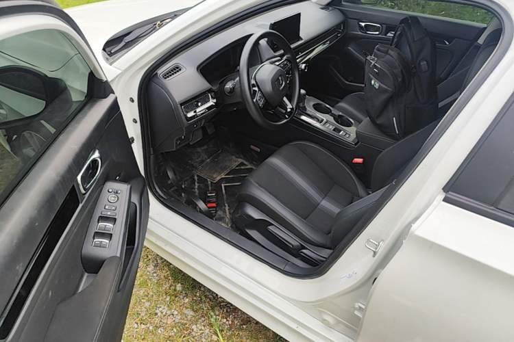 Used Honda Civic 2025 240TURBO CVT Smart & Fun Plus Driver Seat