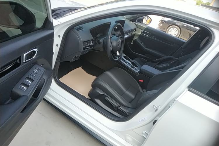 Used Honda Civic 2025 240TURBO CVT SmartFun Pro Driver Seat