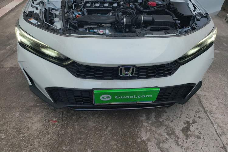 Used Honda Civic 2025 240TURBO CVT SmartFun Pro Engine Bay