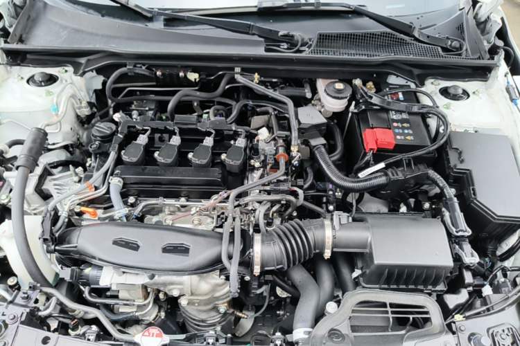 Used Honda Civic 2025 240TURBO CVT Smart & Fun Plus Engine Bay