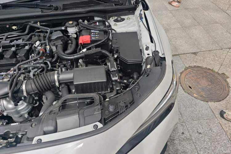 Used Honda Civic 2025 240TURBO CVT SmartFun Pro Engine Bay Left