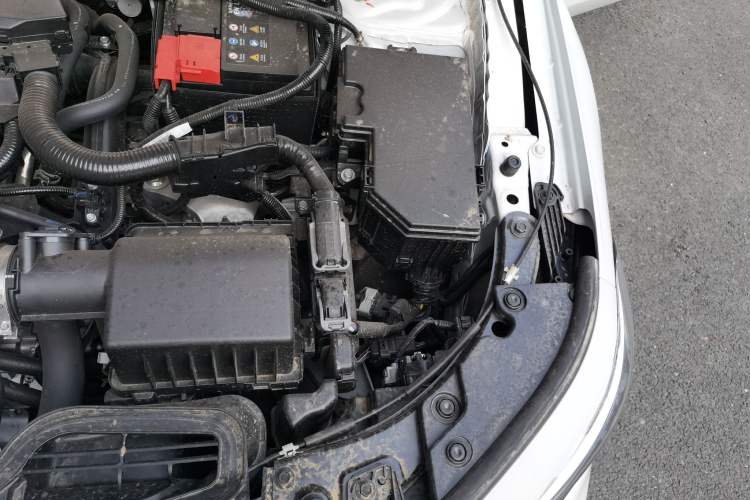 Used Honda Civic 2025 240TURBO CVT SmartFun Pro Engine Bay Left