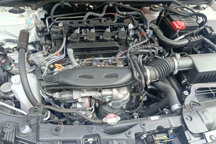 Used Honda Civic 2025 180TURBO CVT Smart & Fun Engine Bay