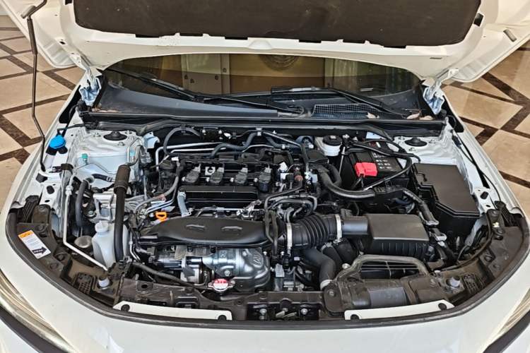 Used Honda Civic 2025 240TURBO CVT Smart & Fun Plus Engine Bay