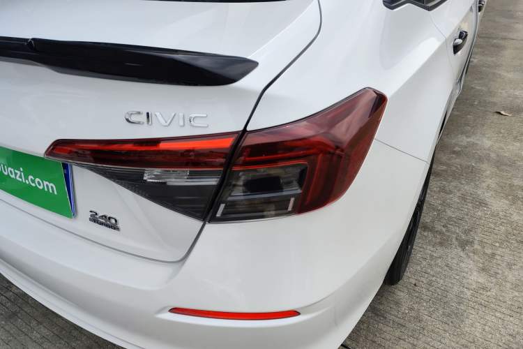 Used Honda Civic 2025 240TURBO CVT SmartFun Pro Exterior 3