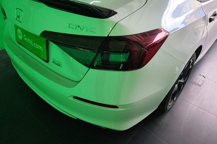 Used Honda Civic 2025 240TURBO CVT SmartFun Pro Exterior 3