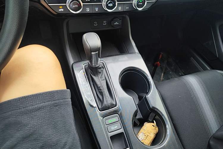 Used Honda Civic 2025 240TURBO CVT Smart & Fun Plus Gear Lever