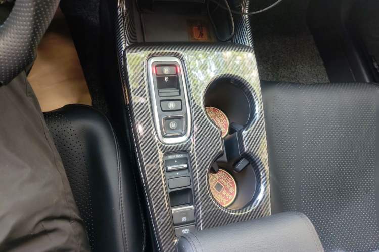 Used Honda Civic 2025 2.0L eHEV Hybrid Plus Gear Lever