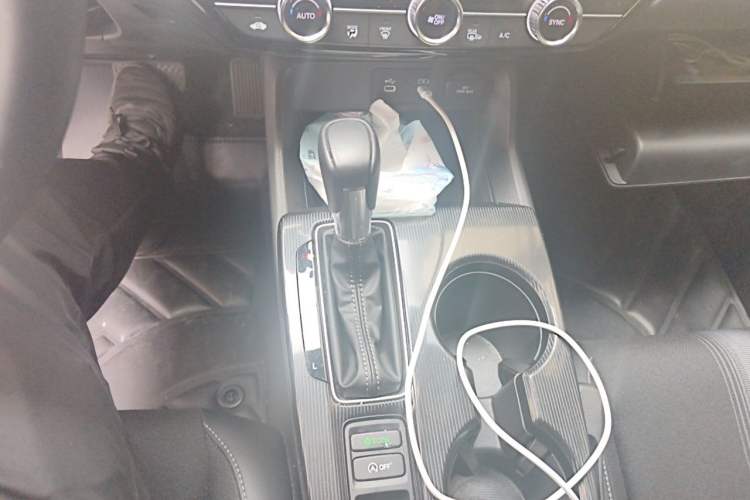 Used Honda Civic 2025 240TURBO CVT Smart & Fun Plus Gear Lever