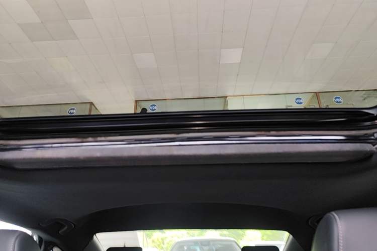 Used Honda Civic 2025 240TURBO CVT SmartFun Pro Headliner